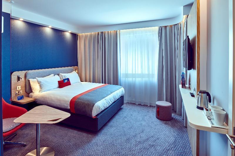 Holiday Inn Express Гибралтар Экстерьер фото