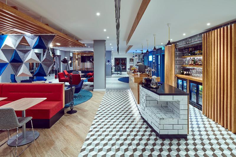 Holiday Inn Express Гибралтар Экстерьер фото