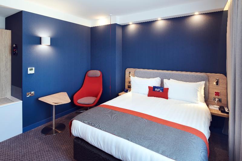 Holiday Inn Express Гибралтар Экстерьер фото