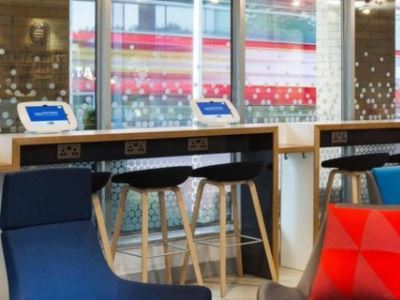 Holiday Inn Express Гибралтар Экстерьер фото